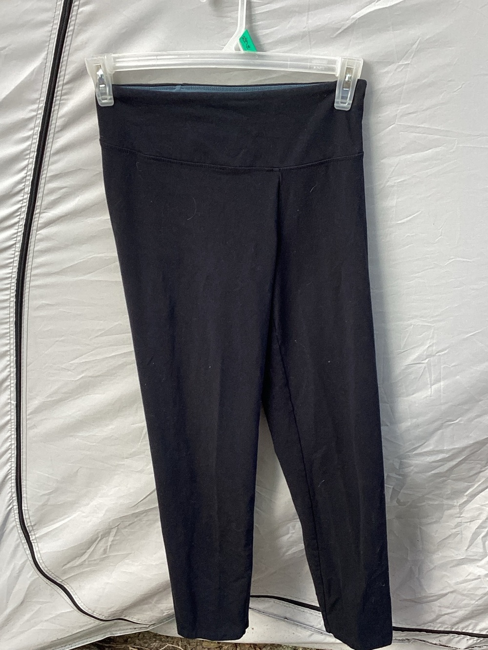 Women with Control Black High-Waist Capri Leggings